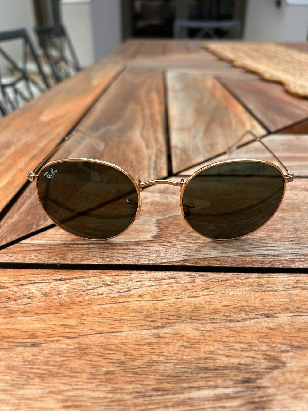 Ray-Ban Round Metal Sunglasses in Gold Trim